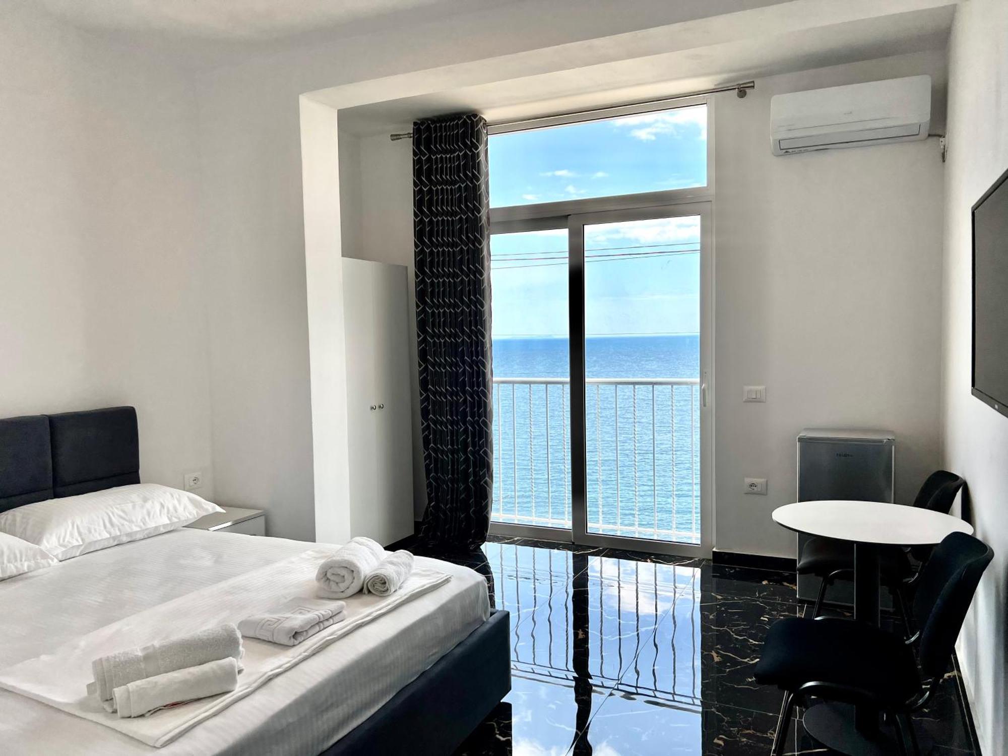 Redi'S Seaview Apartments Sarandë 외부 사진